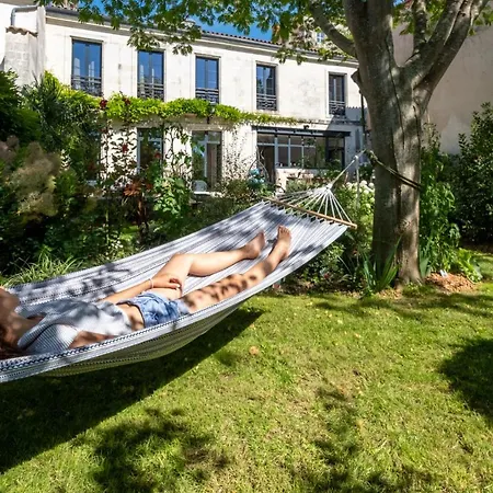 Escale Rochelaise, Urbain Avec Bain Nordique Et Sauna Tonneau * La Rochelle (Charente-Maritime)
