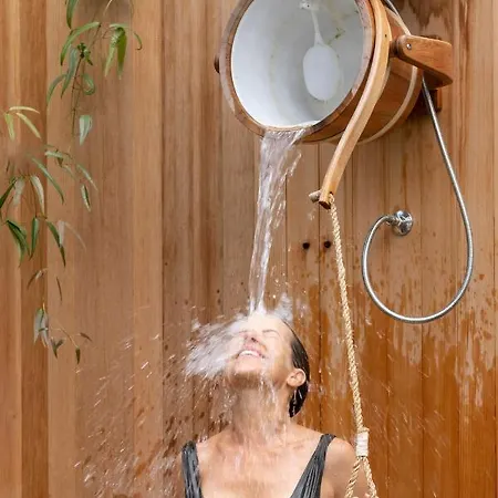 Escale Rochelaise, Urbain Avec Bain Nordique Et Sauna Tonneau * La Rochelle (Charente-Maritime)