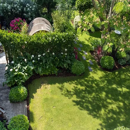 펜션 Escale Rochelaise, Urbain Avec Bain Nordique Et Sauna Tonneau *