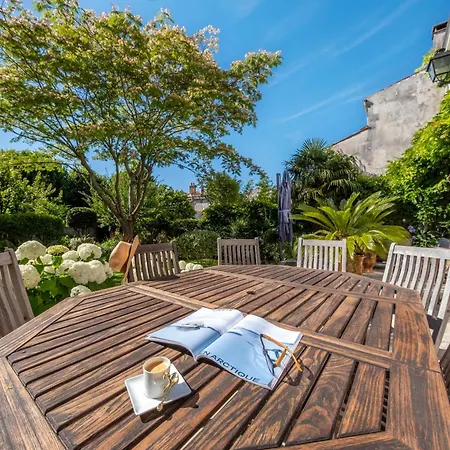 펜션 Escale Rochelaise, Urbain Avec Bain Nordique Et Sauna Tonneau 라로셸