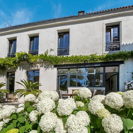 Escale Rochelaise, Urbain Avec Bain Nordique Et Sauna Tonneau *