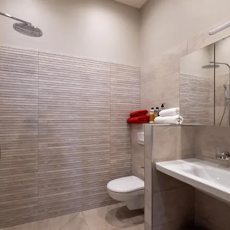 Escale Rochelaise, Urbain Avec Bain Nordique Et Sauna Tonneau 펜션 *